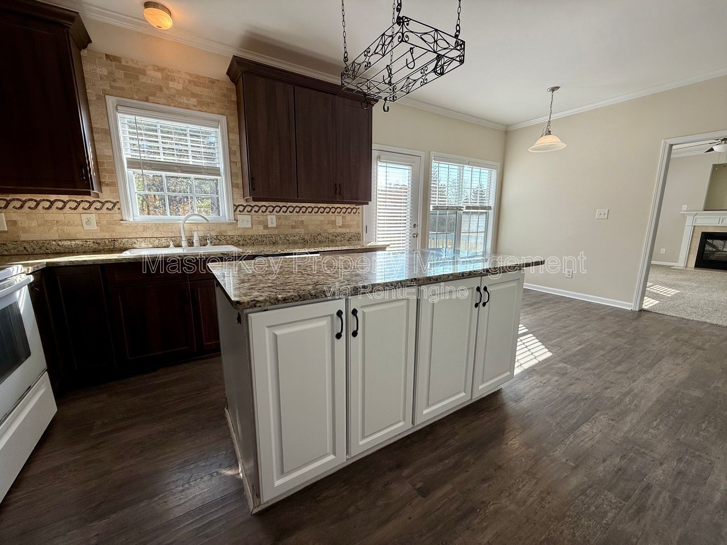 Scenic 4 Bedroom Home in Garner! Next to White Oak Shopping Center! property image