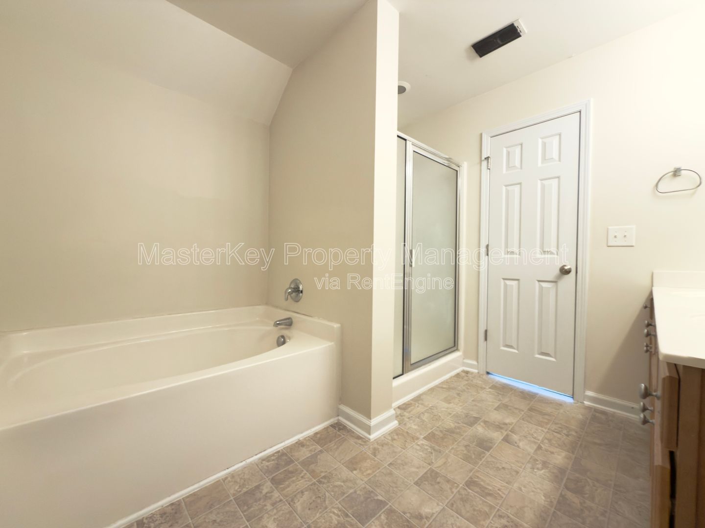 Scenic 4 Bedroom Home in Garner! Next to White Oak Shopping Center! property image