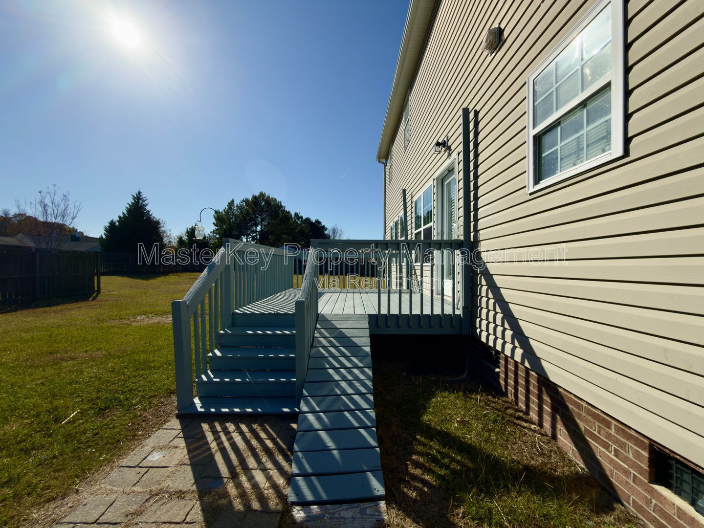 Scenic 4 Bedroom Home in Garner! Next to White Oak Shopping Center! property image