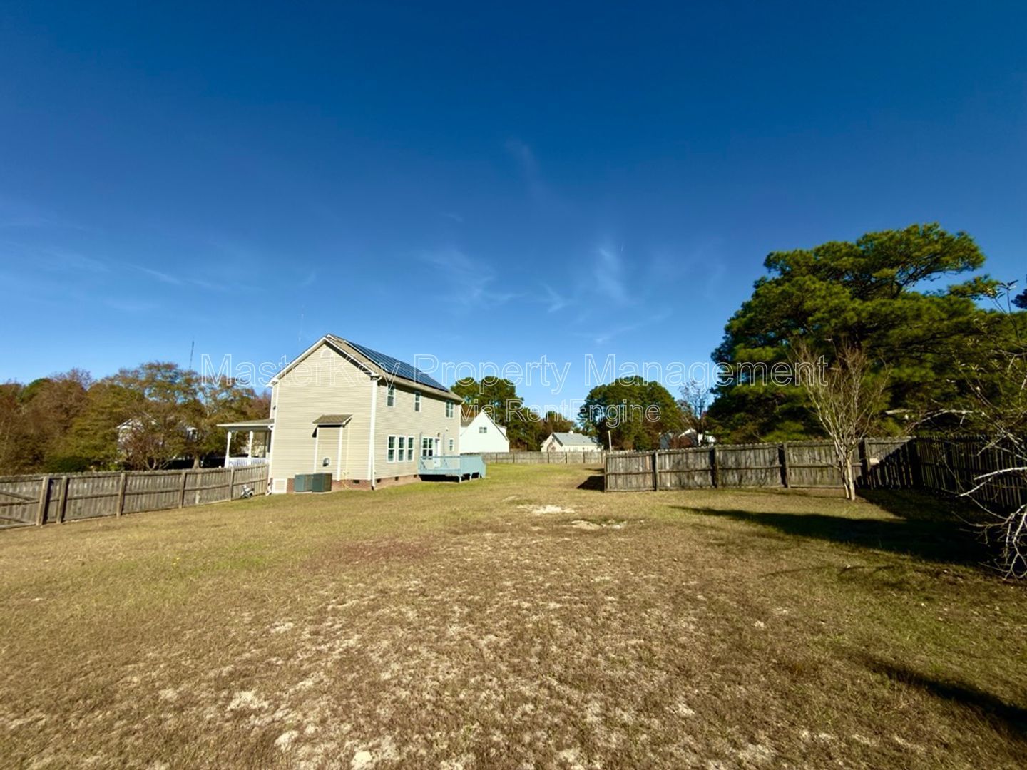 Scenic 4 Bedroom Home in Garner! Next to White Oak Shopping Center! property image