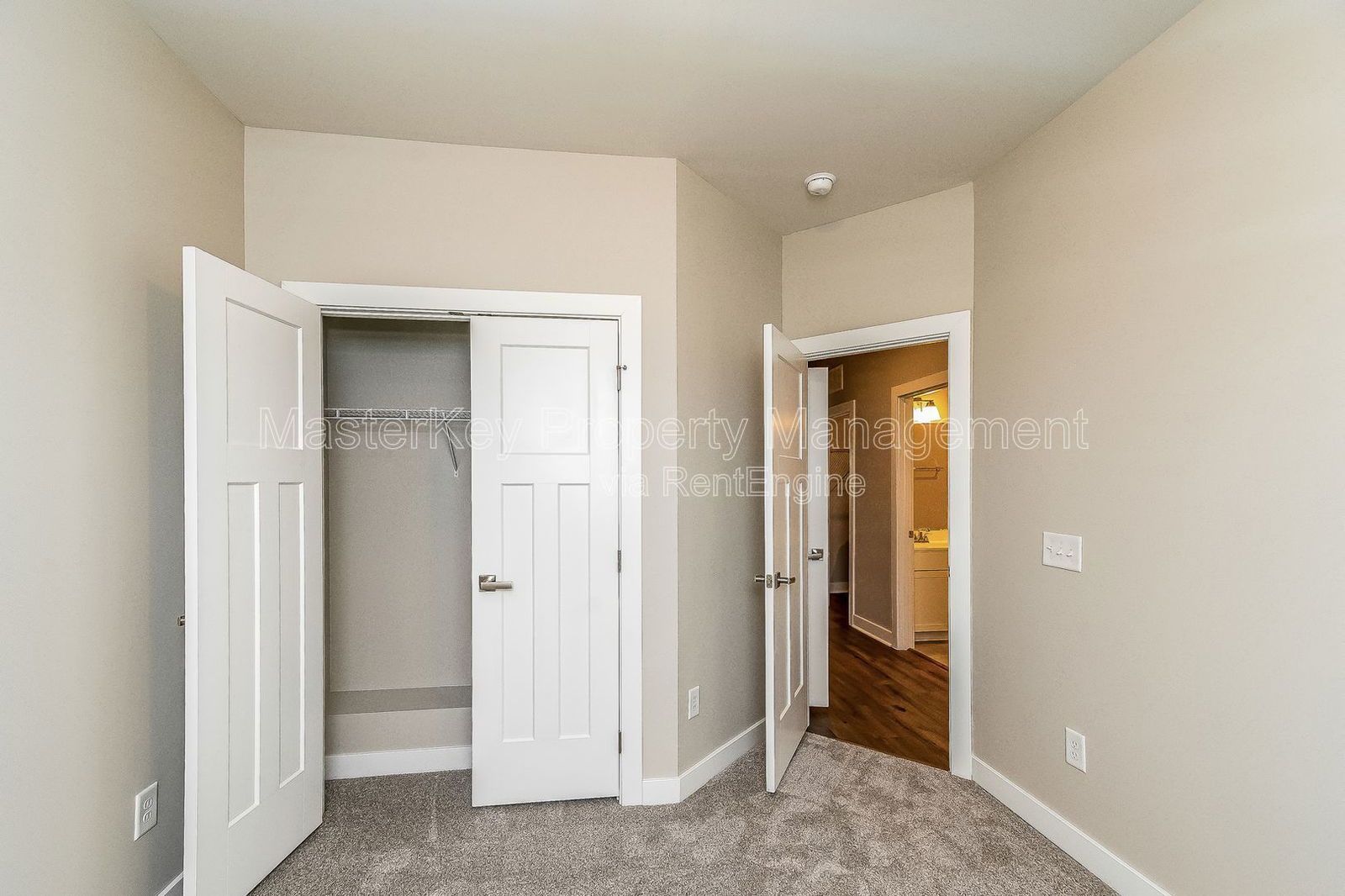 Beautiful Townhome in Villages of Apex property image