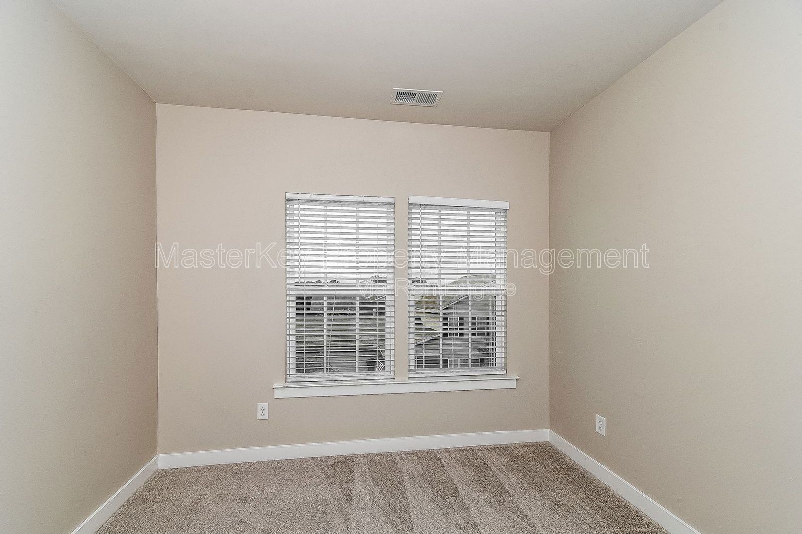 Beautiful Townhome in Villages of Apex property image