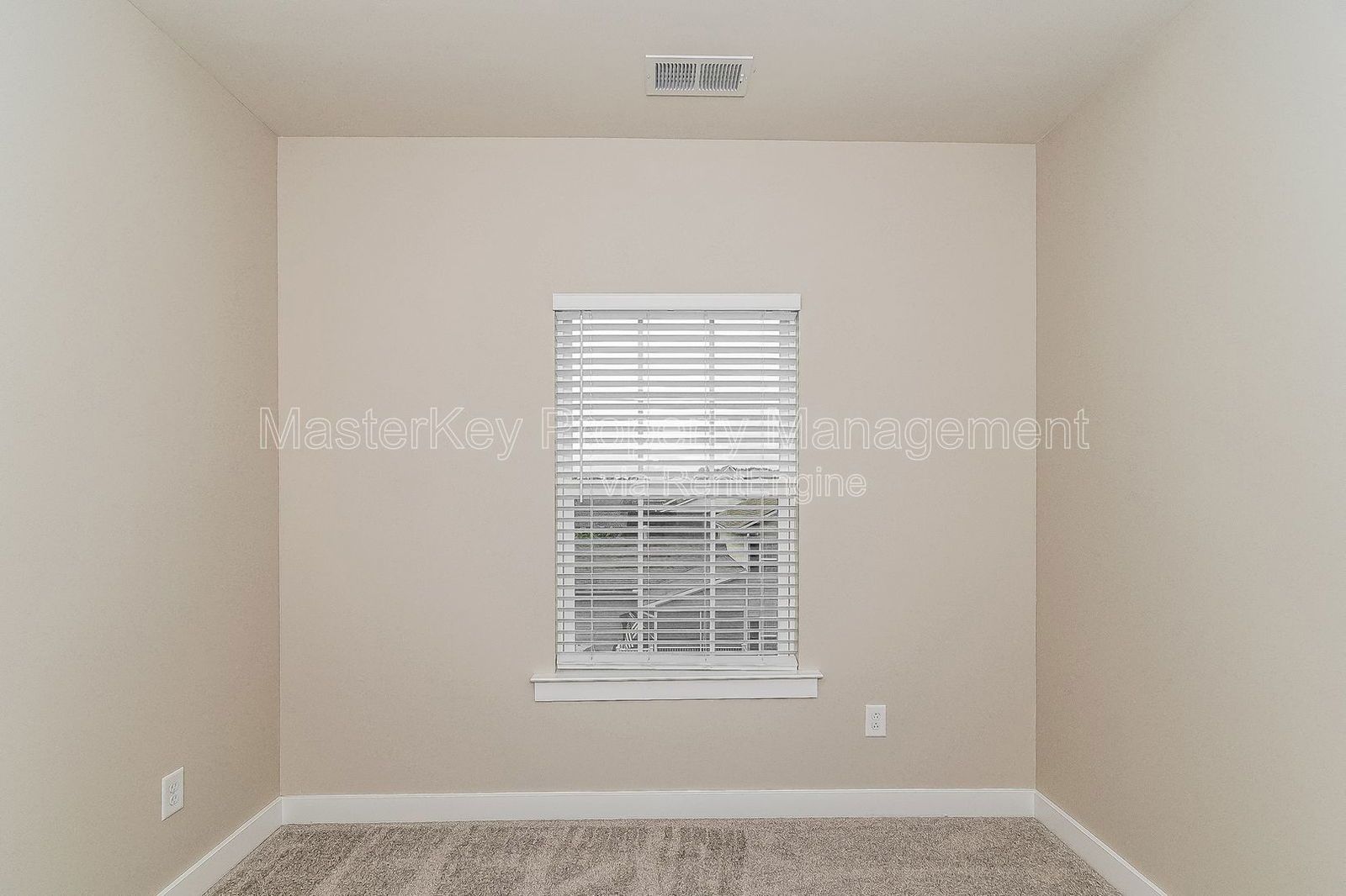 Beautiful Townhome in Villages of Apex property image