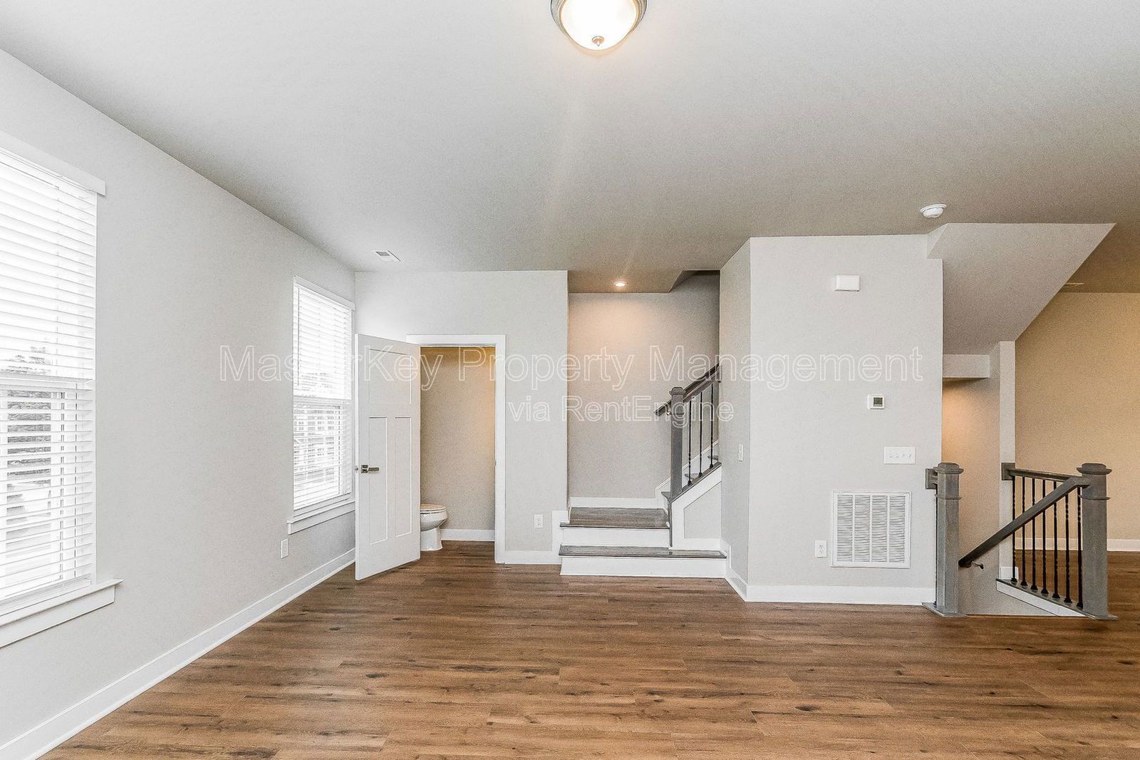 Beautiful Townhome in Villages of Apex property image