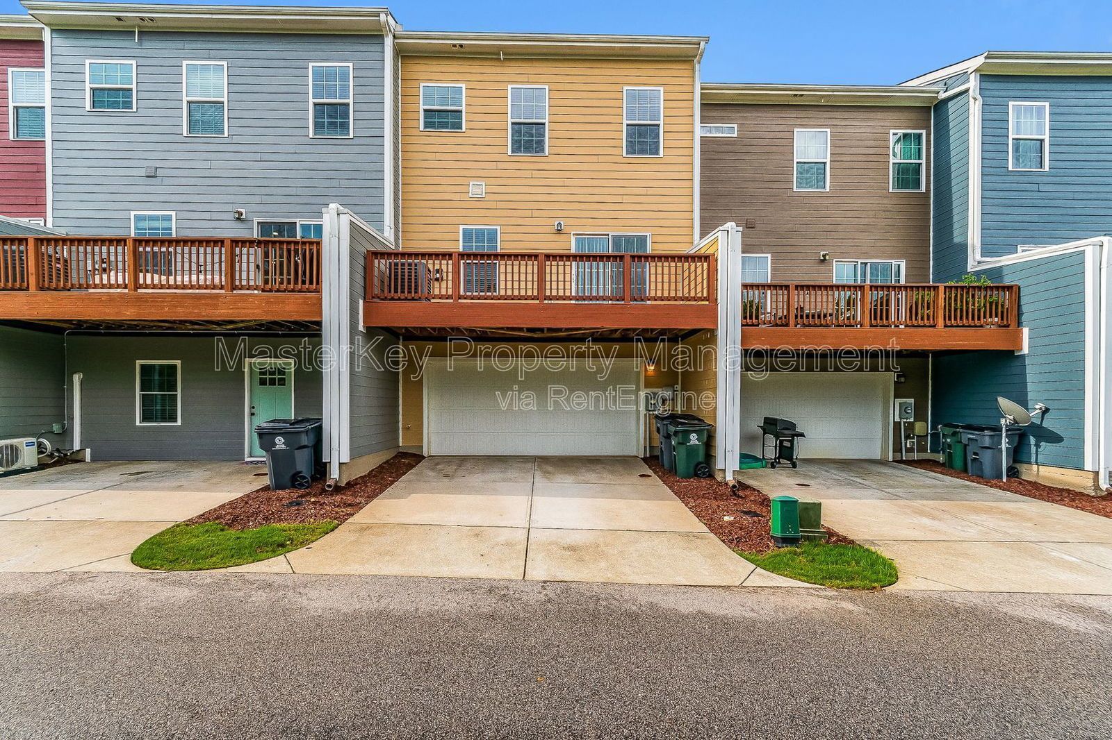 Beautiful Townhome in Villages of Apex property image
