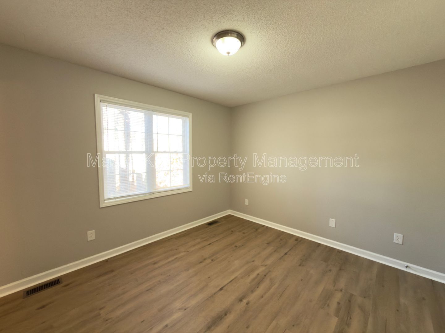 Cozy Corner Lot 3 Bedroom Home in Knightdale! property image