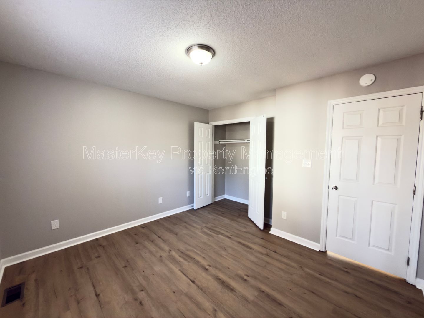 Cozy Corner Lot 3 Bedroom Home in Knightdale! property image