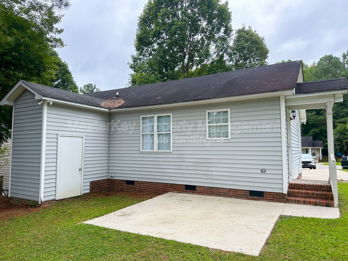 Cozy Corner Lot 3 Bedroom Home in Knightdale! property image