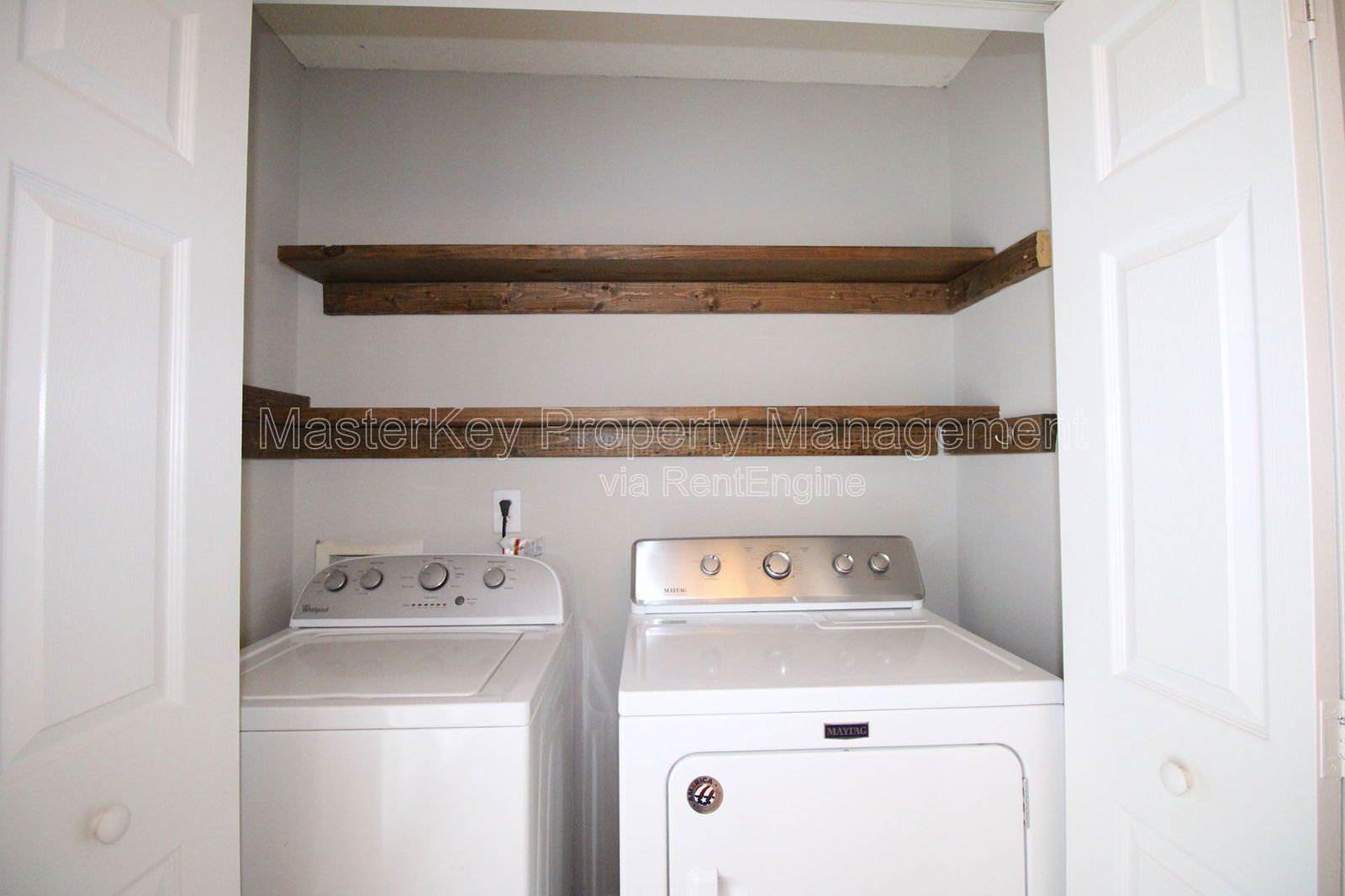 Beautiful 3 Bedroom Ranch Style Home in Holly Springs! property image