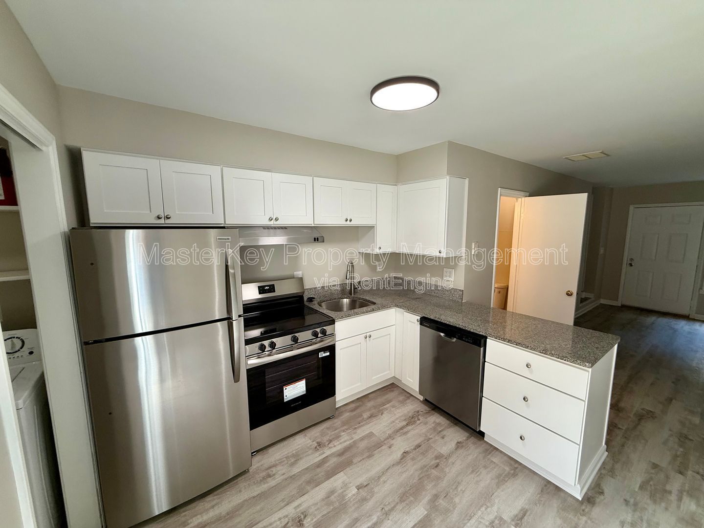 Inviting 2-Bedroom, 2.5 Bathroom Townhome in Carrboro, NC property image