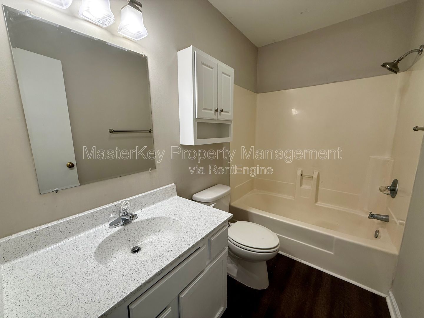 Inviting 2-Bedroom, 2.5 Bathroom Townhome in Carrboro, NC property image