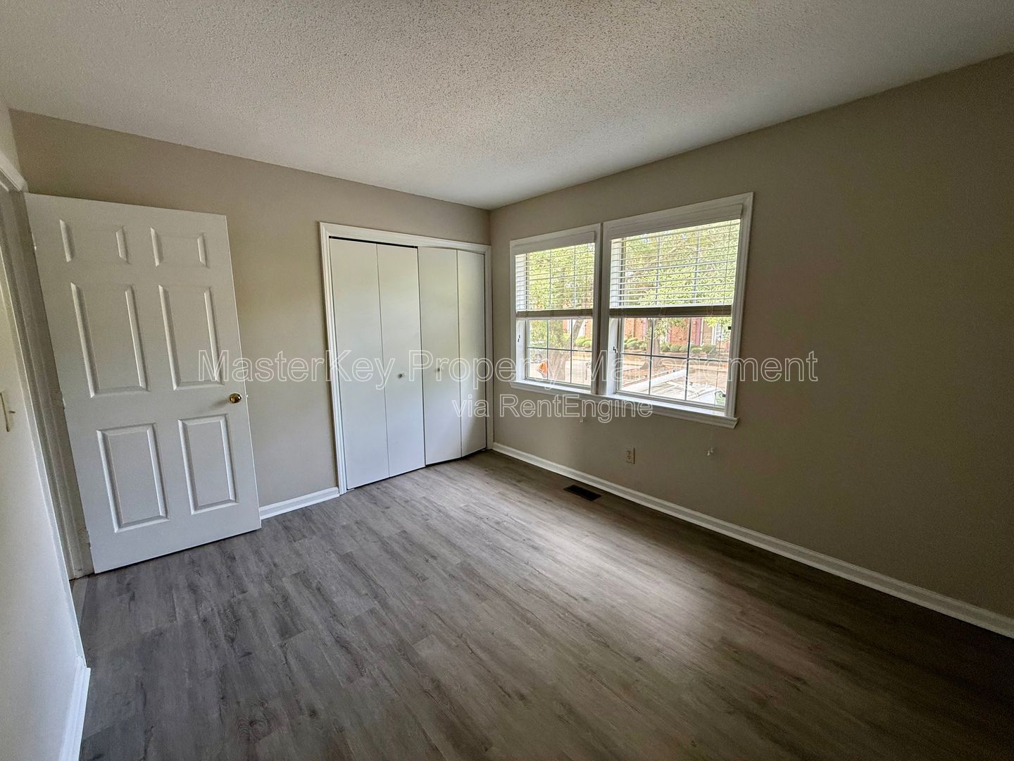 Inviting 2-Bedroom, 2.5 Bathroom Townhome in Carrboro, NC property image