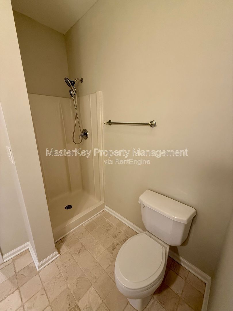 Inviting 2-Bedroom, 2 Bathroom Condo in Holly Springs, NC property image