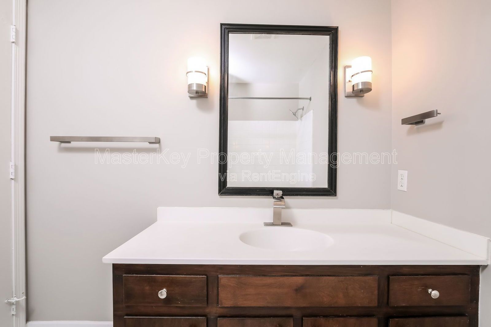 Spacious Split Level Home in Raleigh! property image