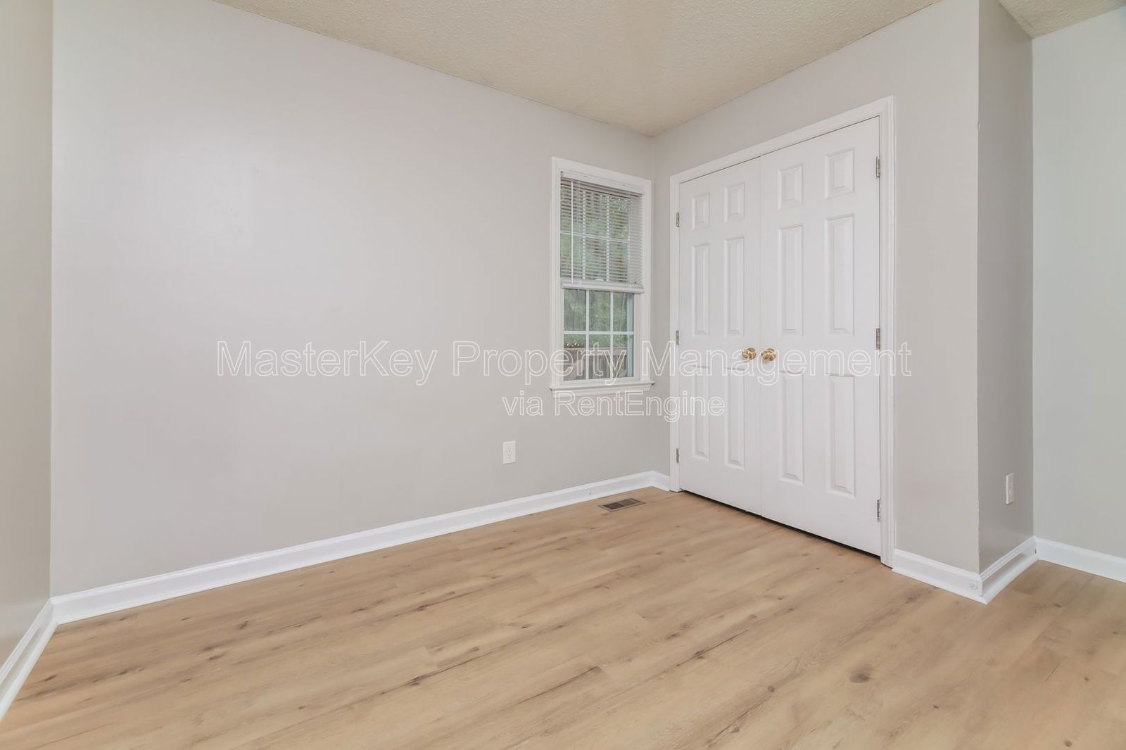 Inviting Ranch Home in Knightdale! $400 off first month's rent with signed lease by Dec 10 and move in before the end of 2025! property image