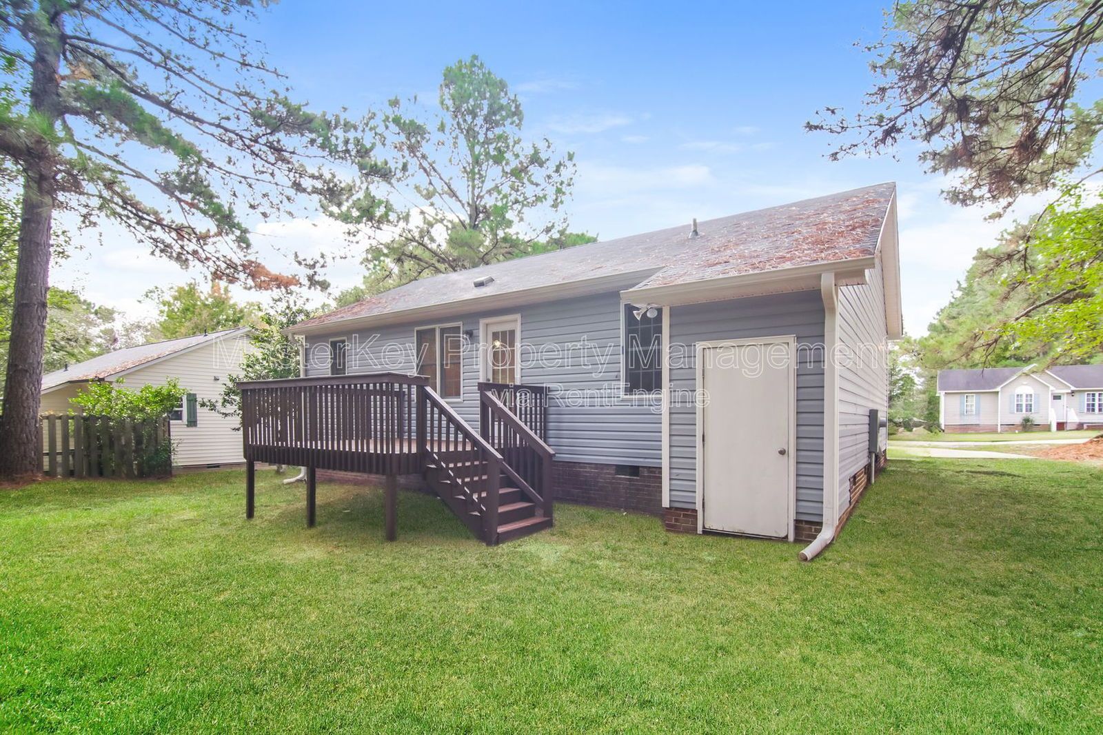 Inviting Ranch Home in Knightdale! $400 off first month's rent with signed lease by Dec 10 and move in before the end of 2025! property image