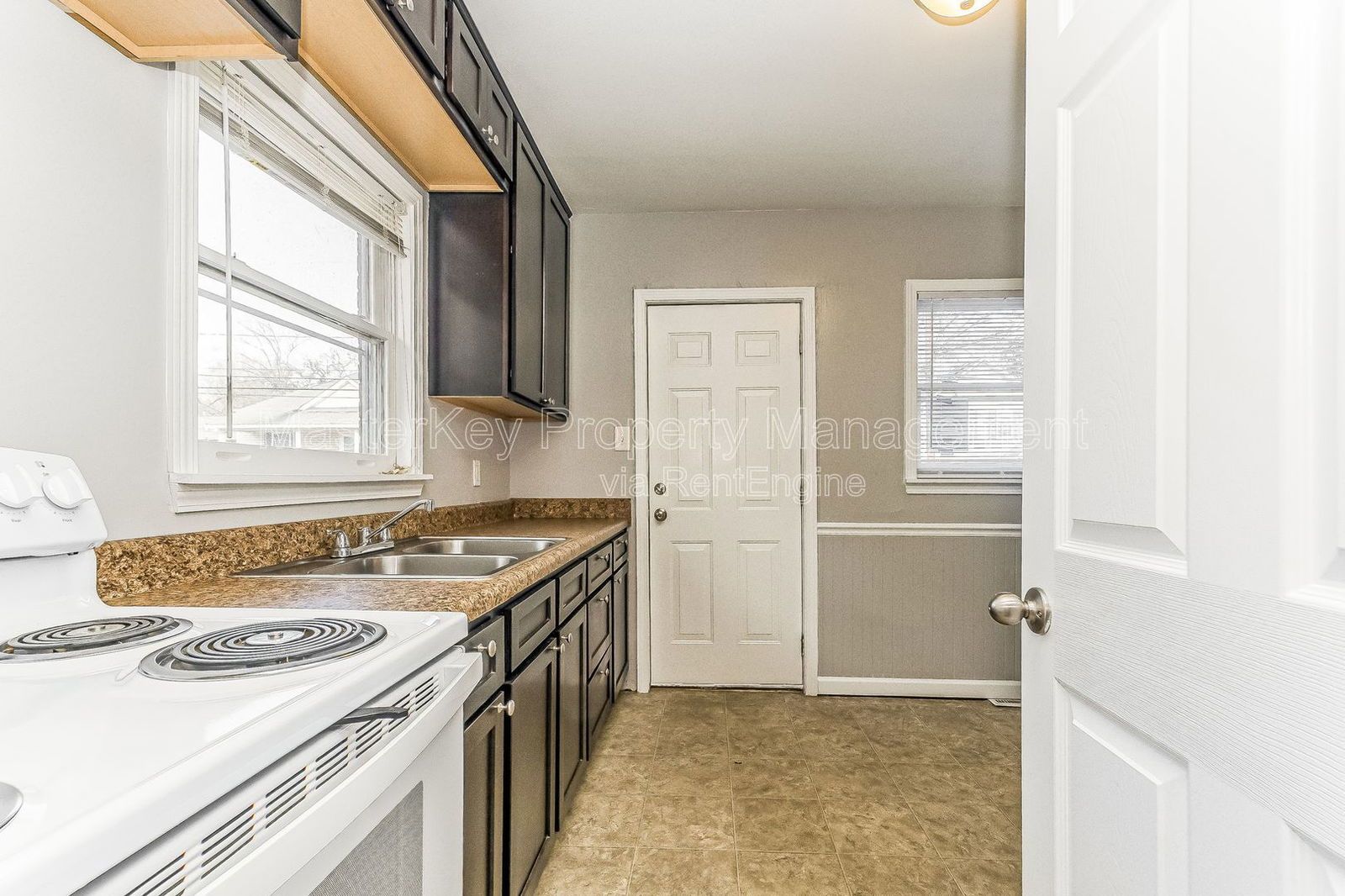 Charming 2-Bedroom, 1 Bathroom Townhome in Durham, NC property image