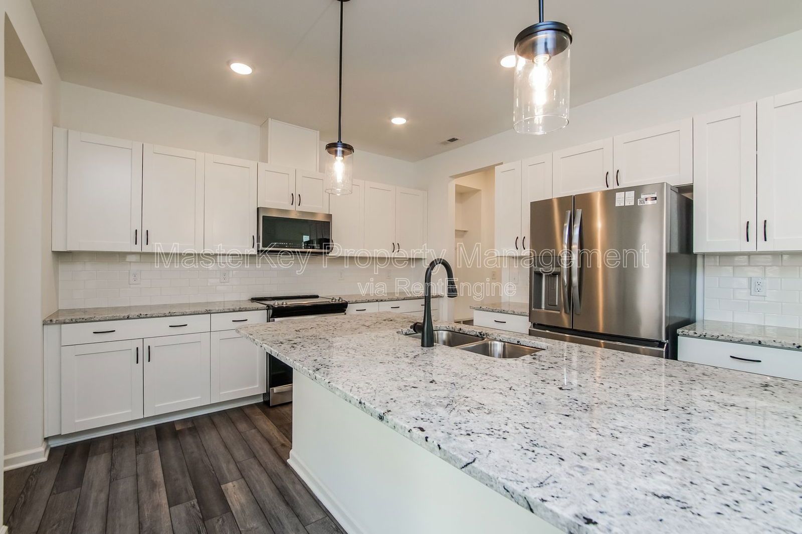 Inviting 3-Bedroom, 2.5 Bathroom Single-Family in Garner, NC property image