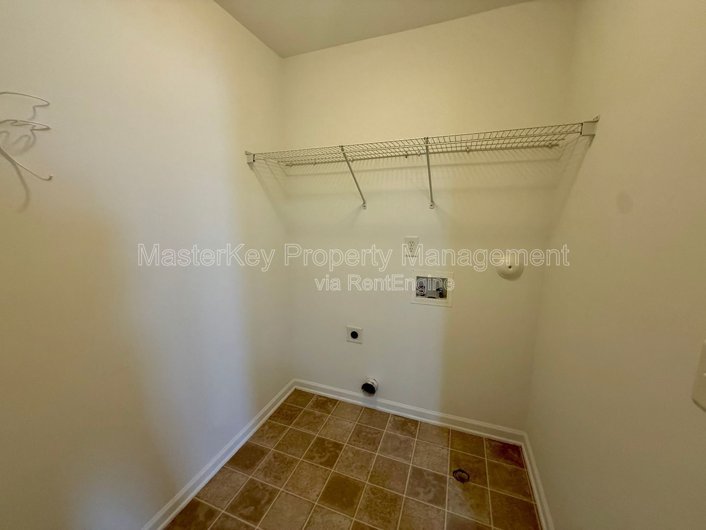 Spacious 4-Bedroom, 2.5 Bathroom Single-Family in Raleigh, NC property image