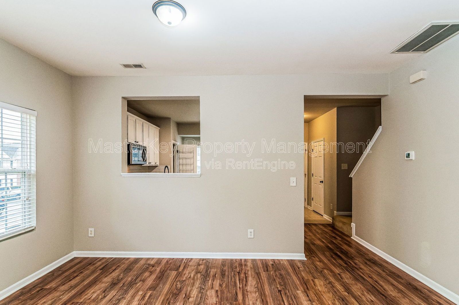 End Unit 3 Bedroom Townhome in Apex! property image