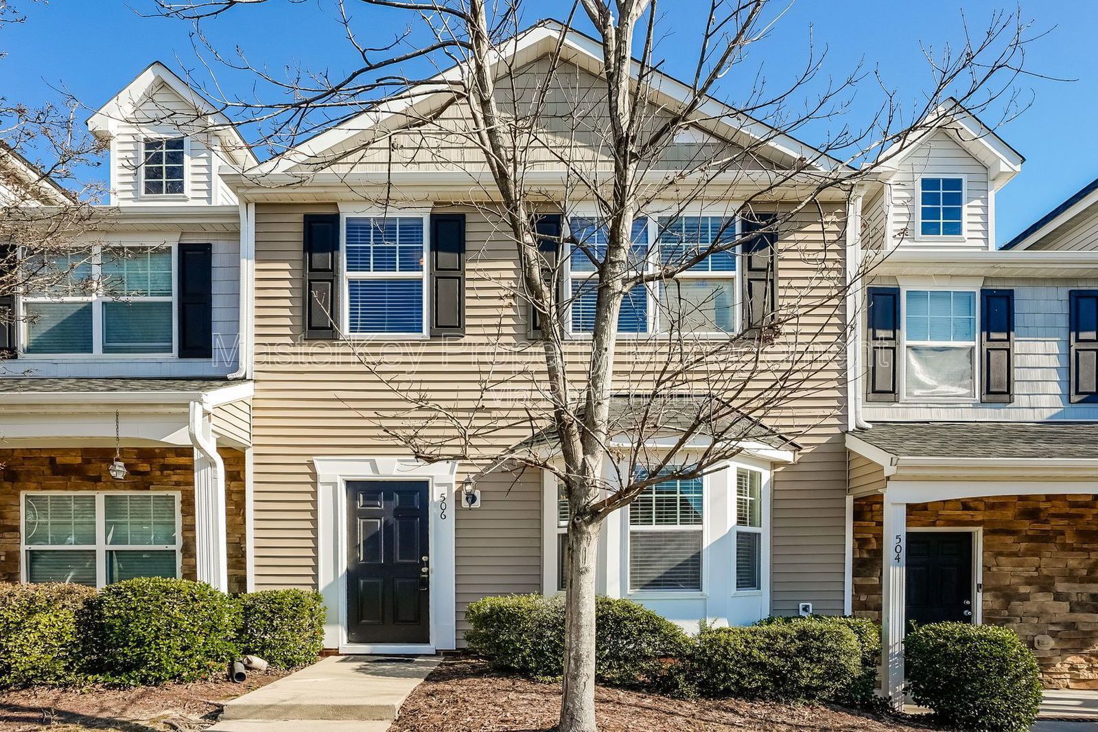 Well Maintained 2 Story Townhome! property image