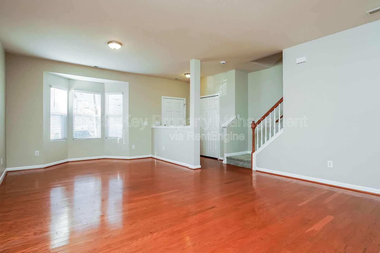 Well Maintained 2 Story Townhome! property image