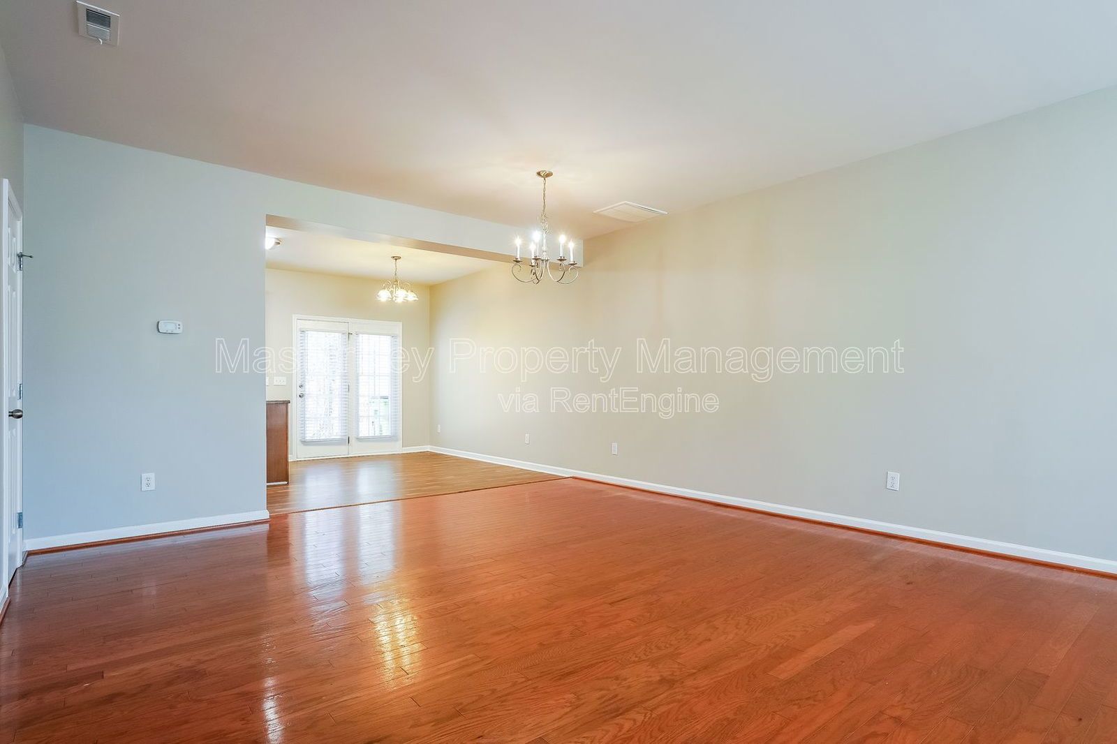 Well Maintained 2 Story Townhome! property image