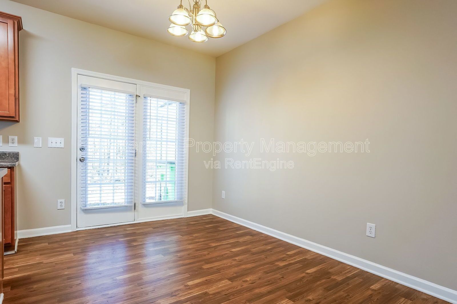 Well Maintained 2 Story Townhome! property image