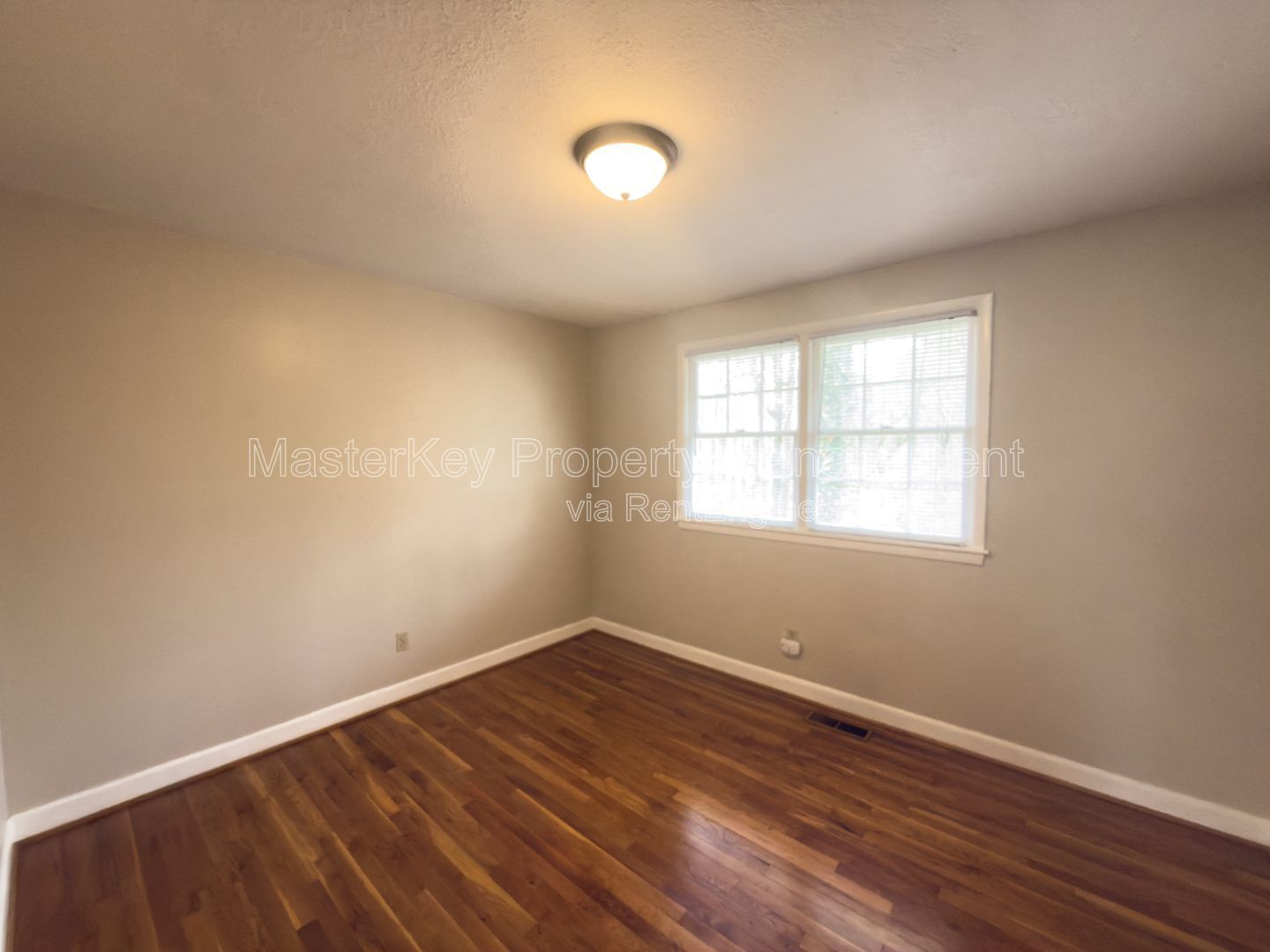 Spacious 4 Bedroom Home in Raleigh! Near North Hills Club! property image