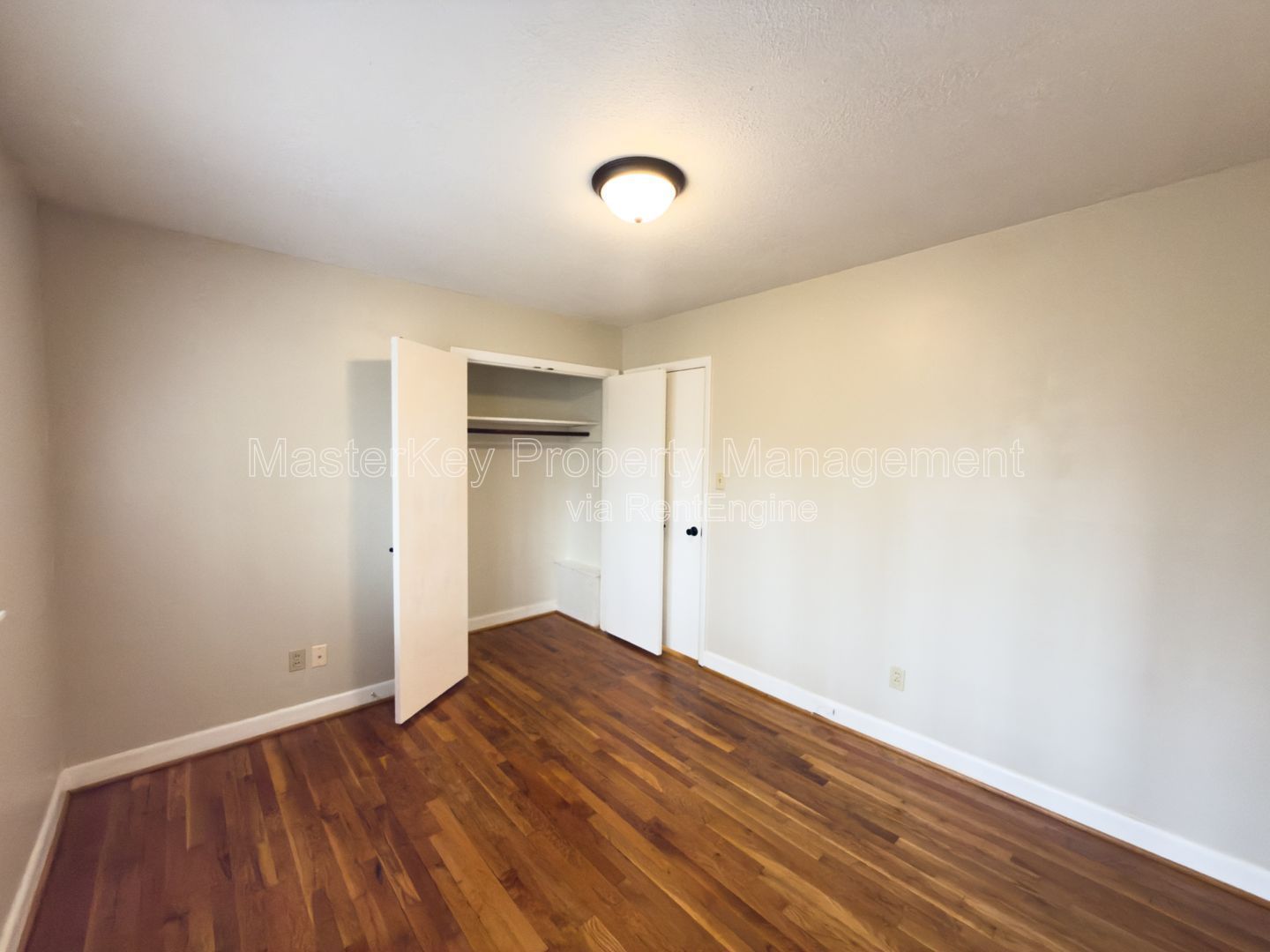 Spacious 4 Bedroom Home in Raleigh! Near North Hills Club! property image