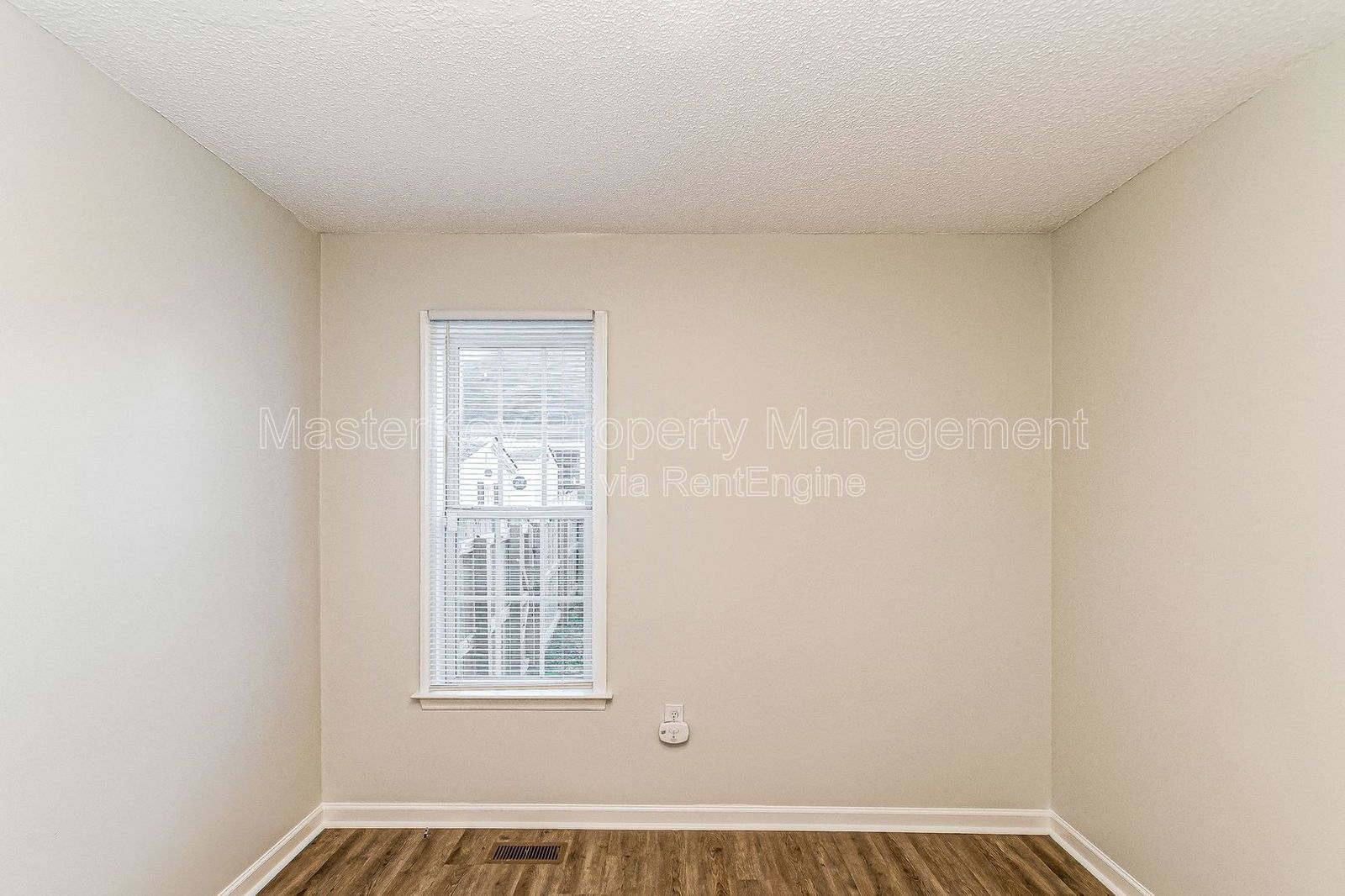 Cozy 3 Bedroom Home Near Downtown Holly Springs! property image