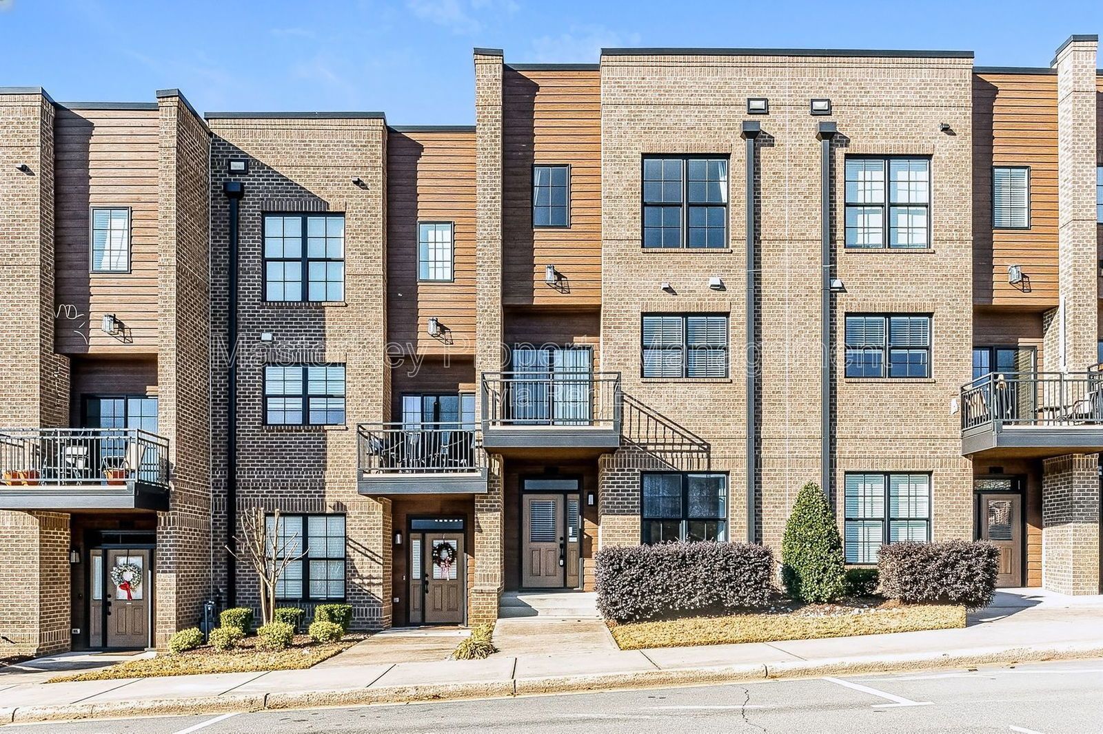 Gorgeous 3 Bedroom Townhouse in Fuquay-Varina! property image