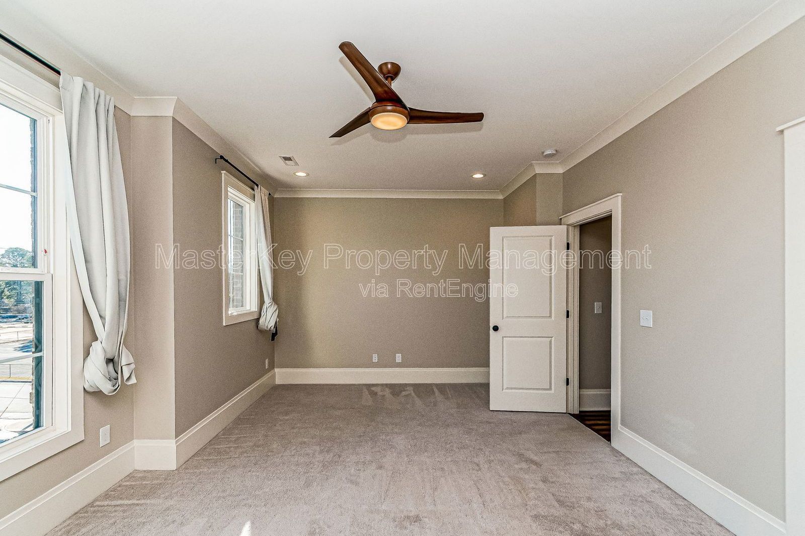 Gorgeous 3 Bedroom Townhouse in Fuquay-Varina! property image