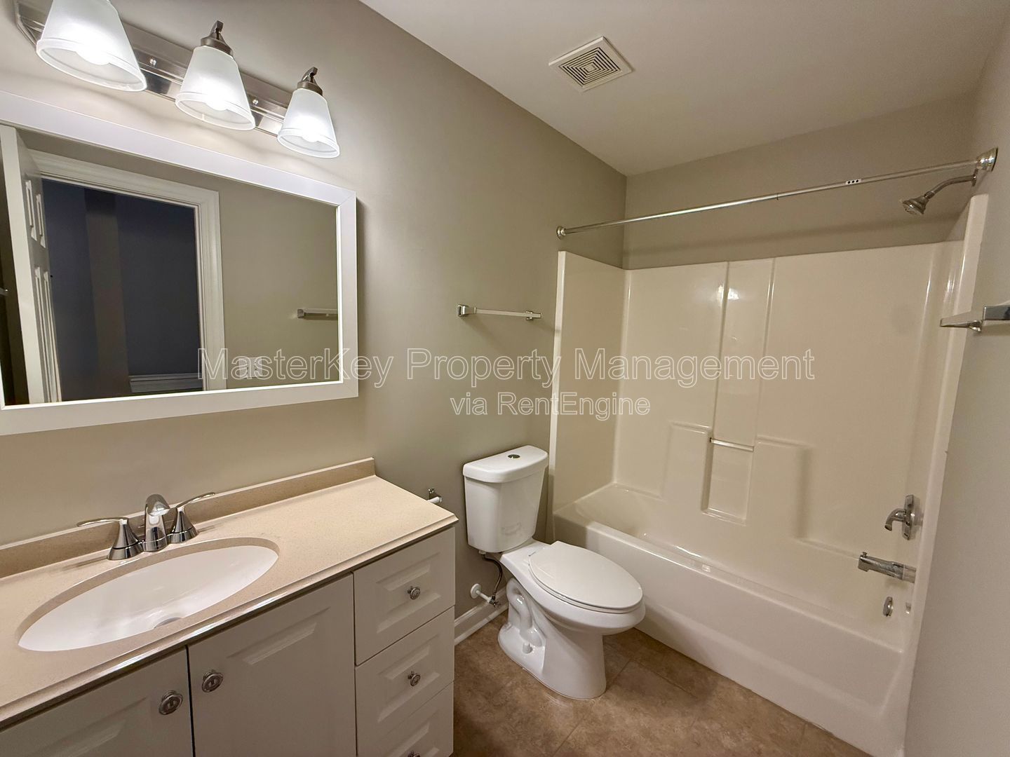 Comfortable 3-Bedroom, 2.5 Bathroom Townhome in Apex, NC property image