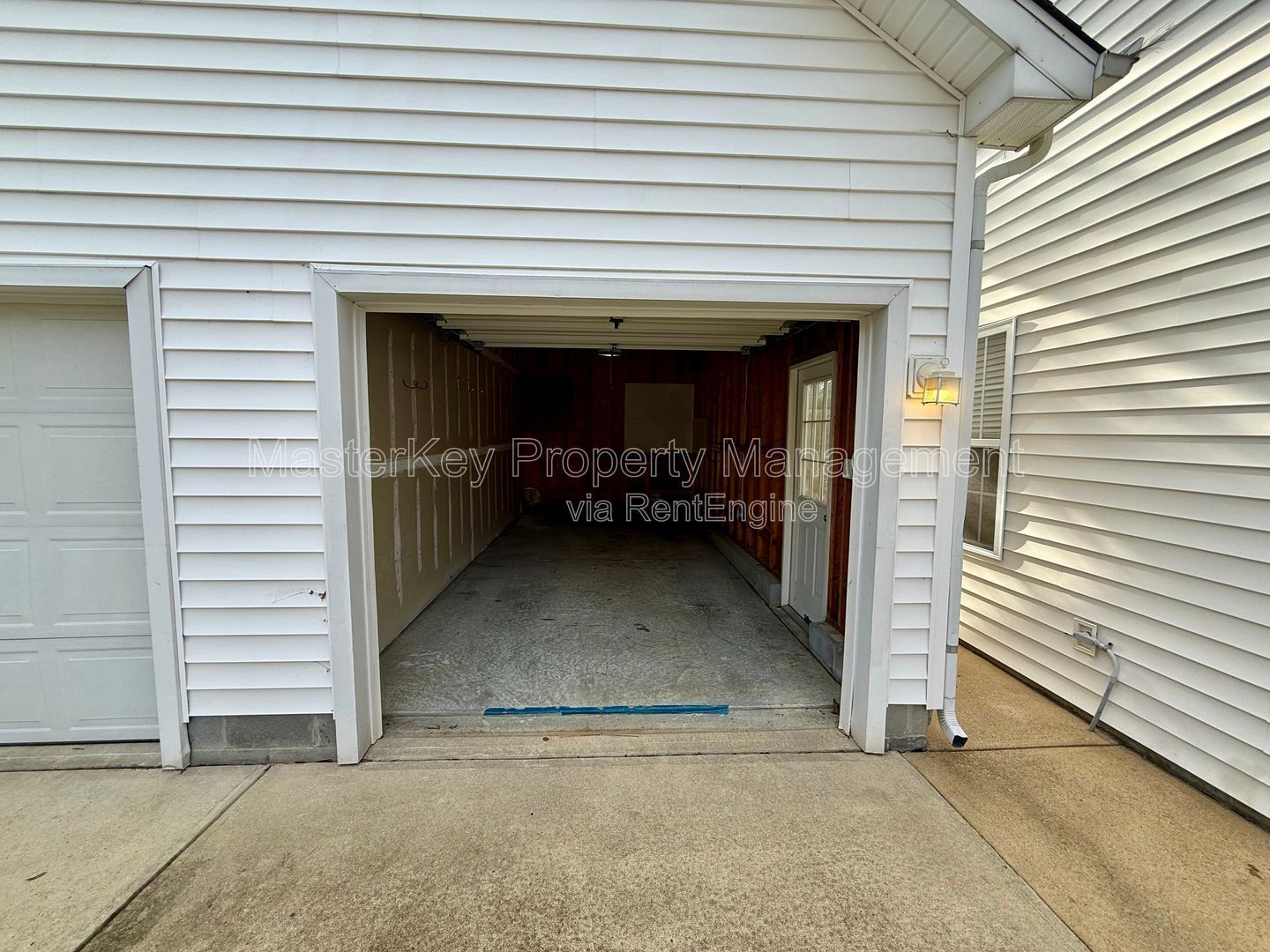 Comfortable 3-Bedroom, 2.5 Bathroom Townhome in Apex, NC property image