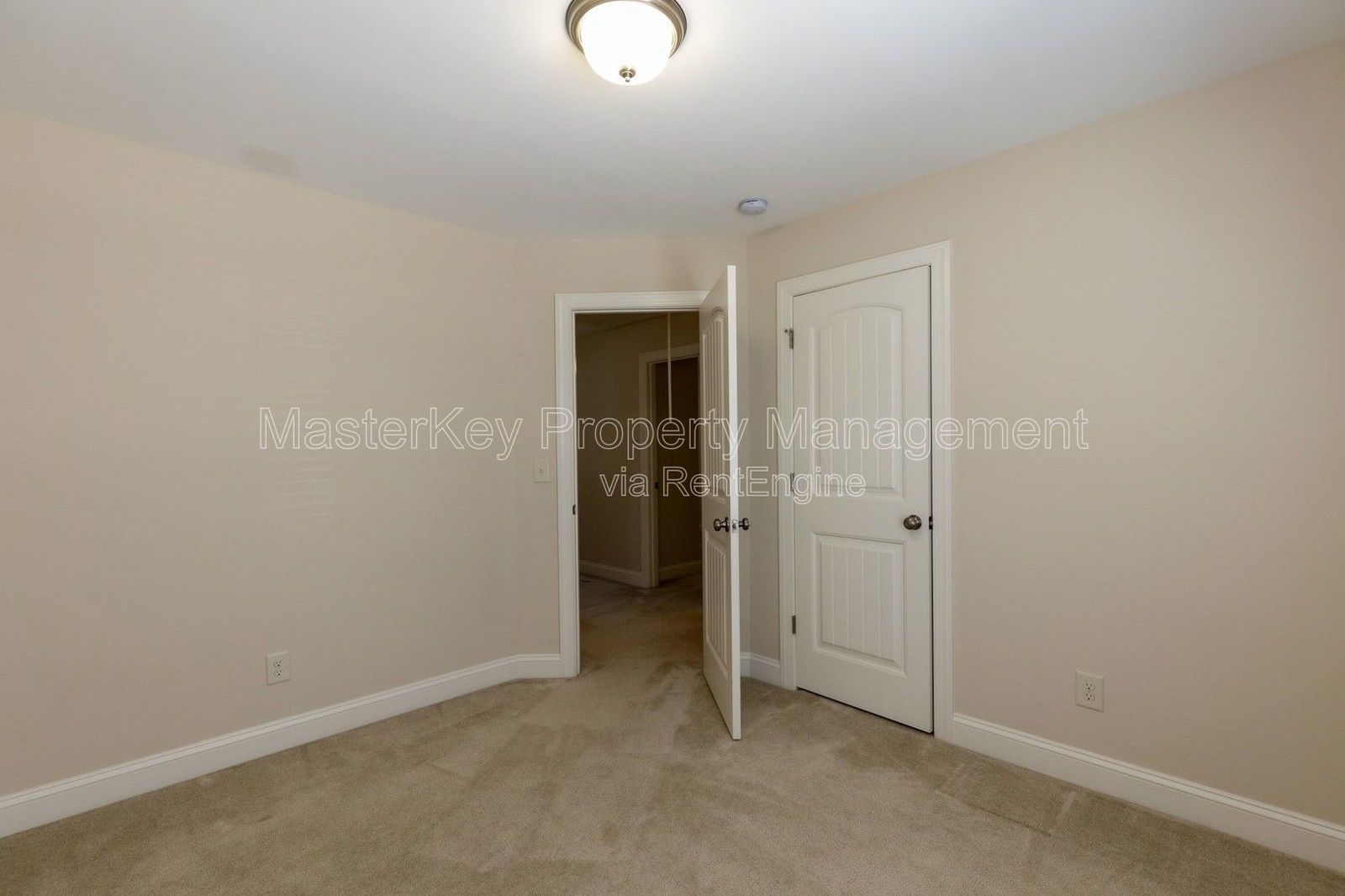 Spacious 4-Bedroom, 2.5 Bathroom Single-Family in Cary, NC property image