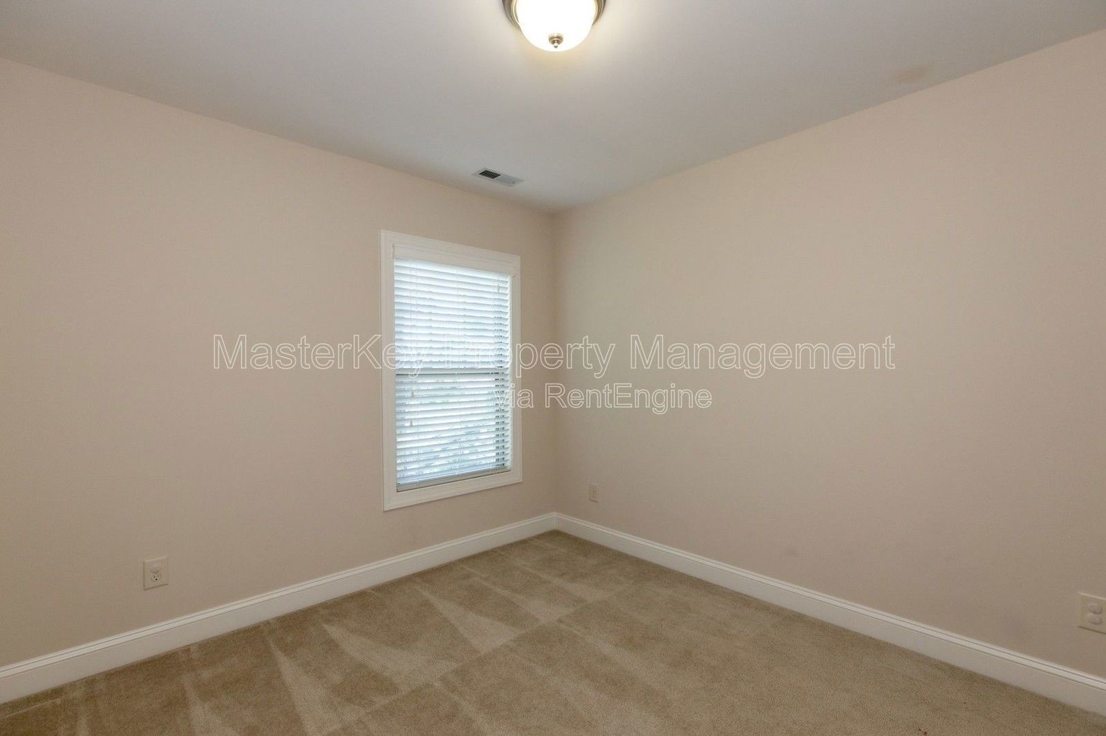 Spacious 4-Bedroom, 2.5 Bathroom Single-Family in Cary, NC property image