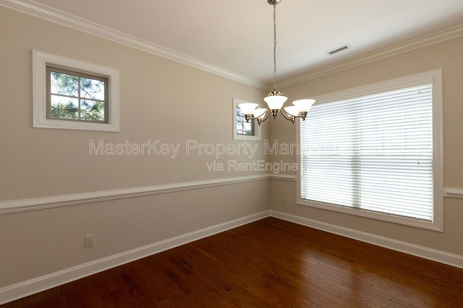 Spacious 4-Bedroom, 2.5 Bathroom Single-Family in Cary, NC property image