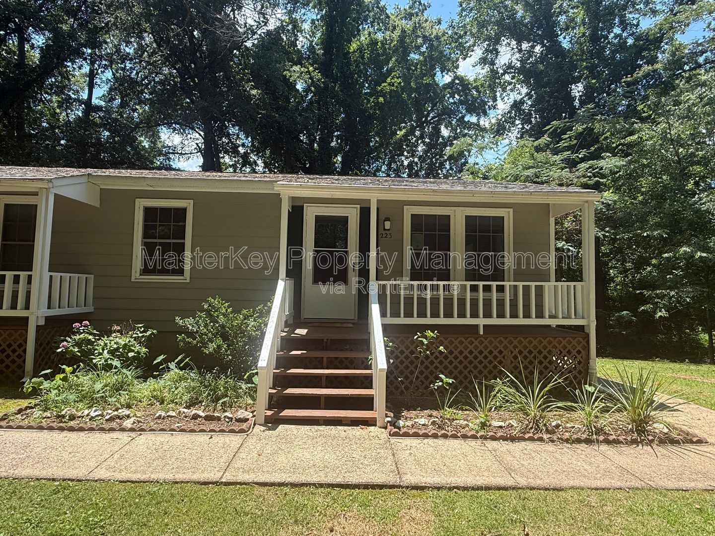 Charming 2-Bedroom, 1-Bathroom Townhome in Cary, NC property image
