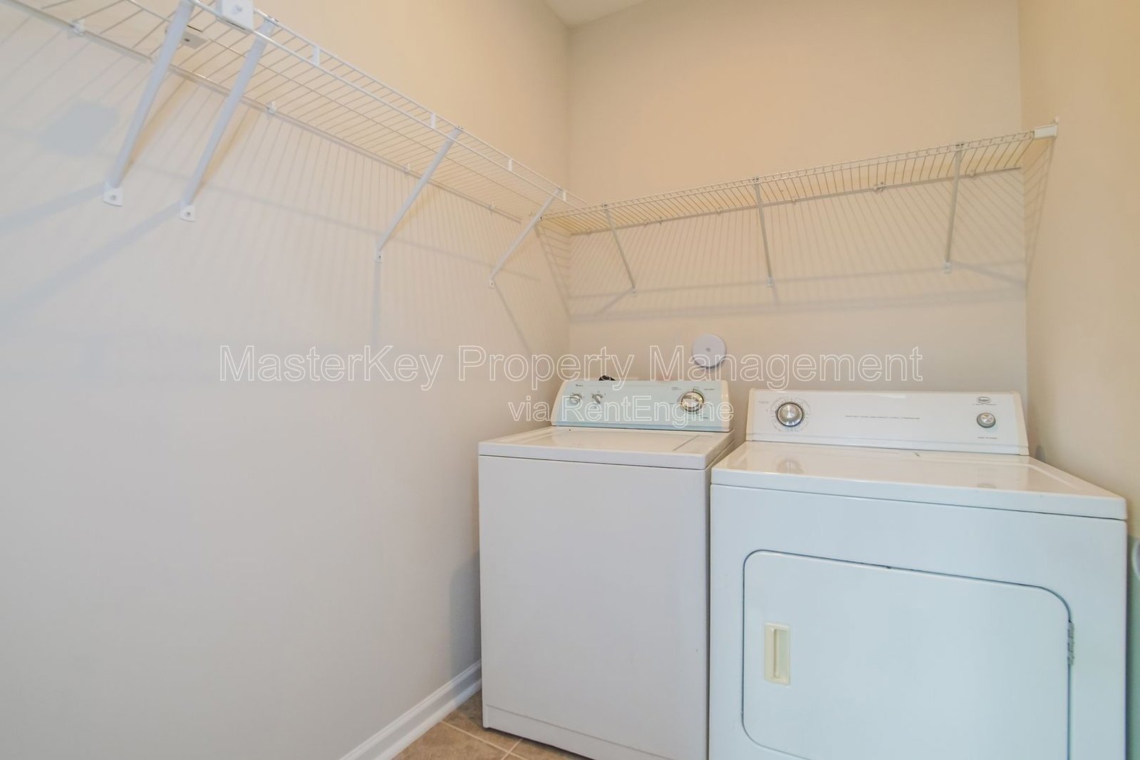 Spacious 4 Bedroom Single Family In Clayton NC!!! property image