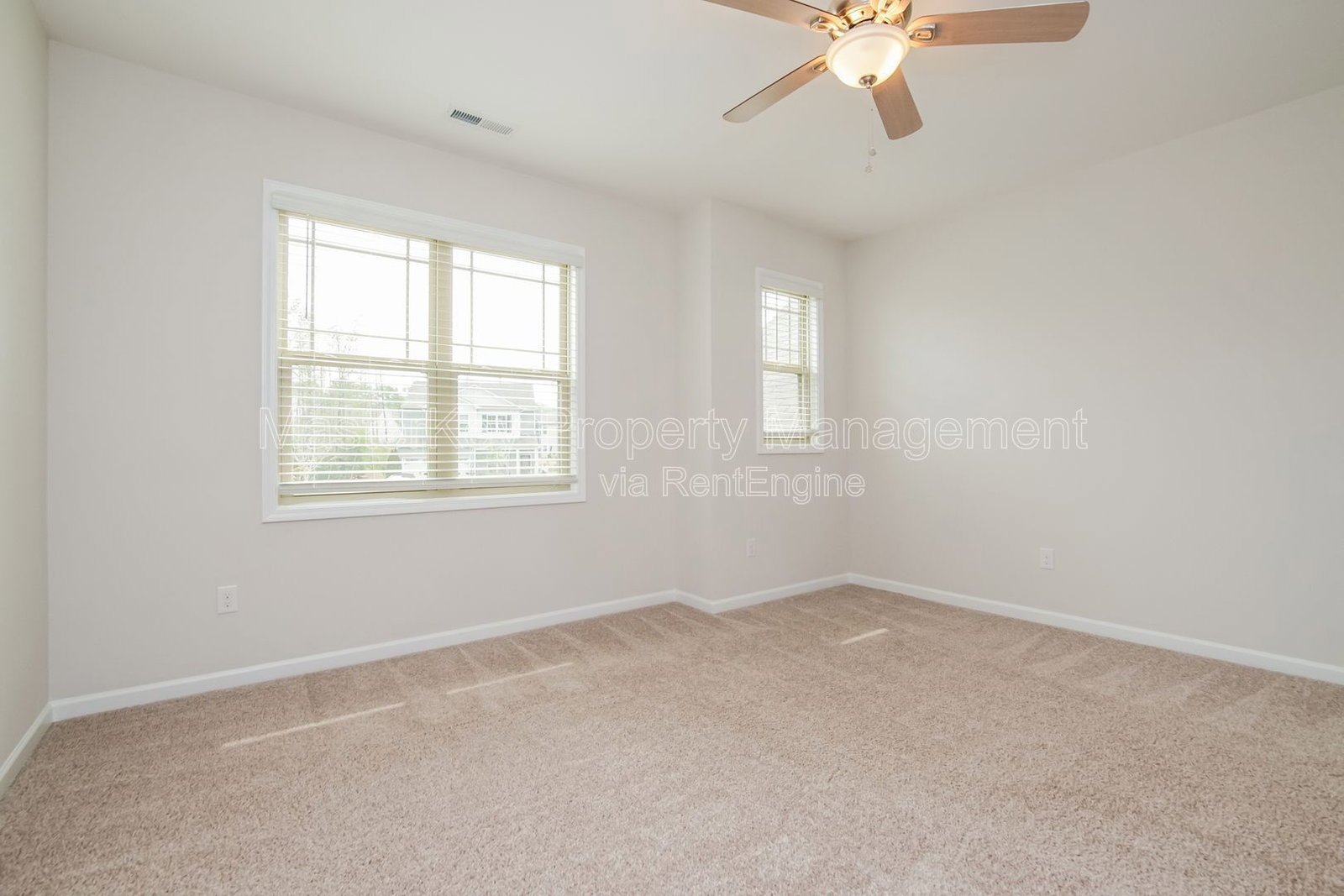 Spacious 4 Bedroom Single Family In Clayton NC!!! property image