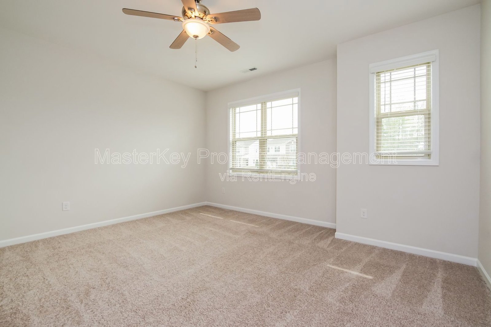 Spacious 4 Bedroom Single Family In Clayton NC!!! property image