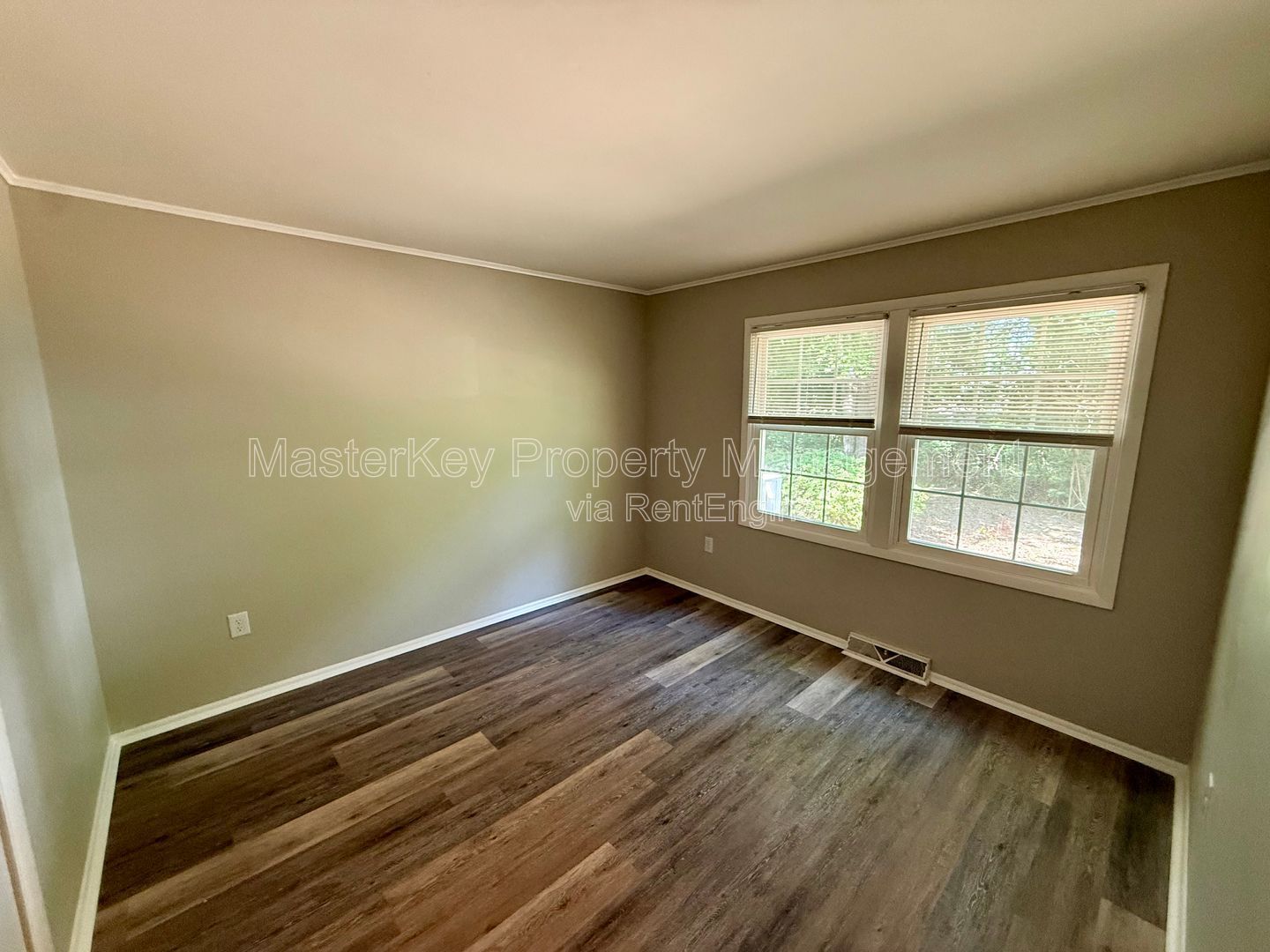 Charming 2-Bedroom, 1-Bathroom Townhome in Cary, NC property image