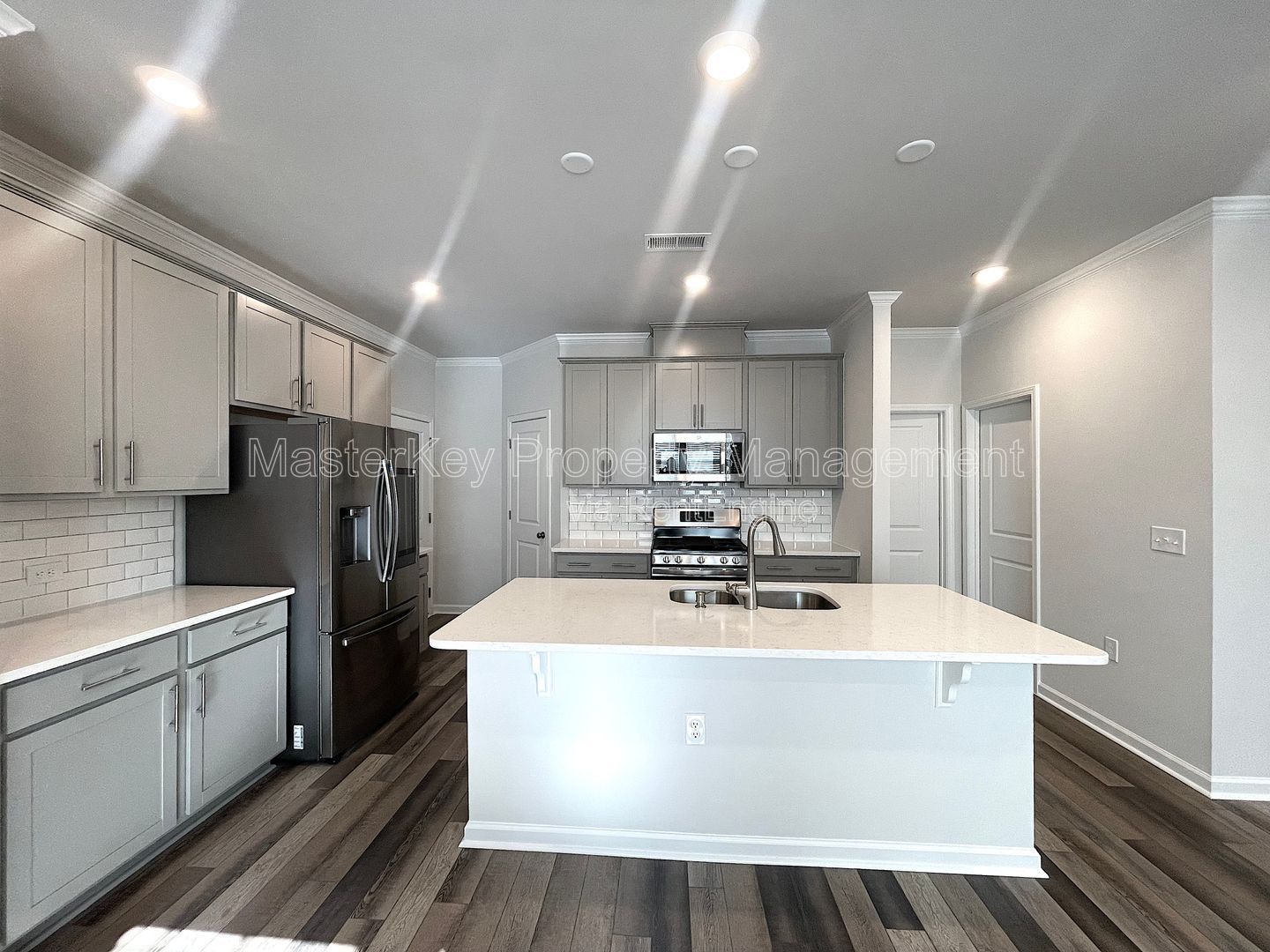Spacious 4 Bedroom End Unit Townhome in Raleigh! property image