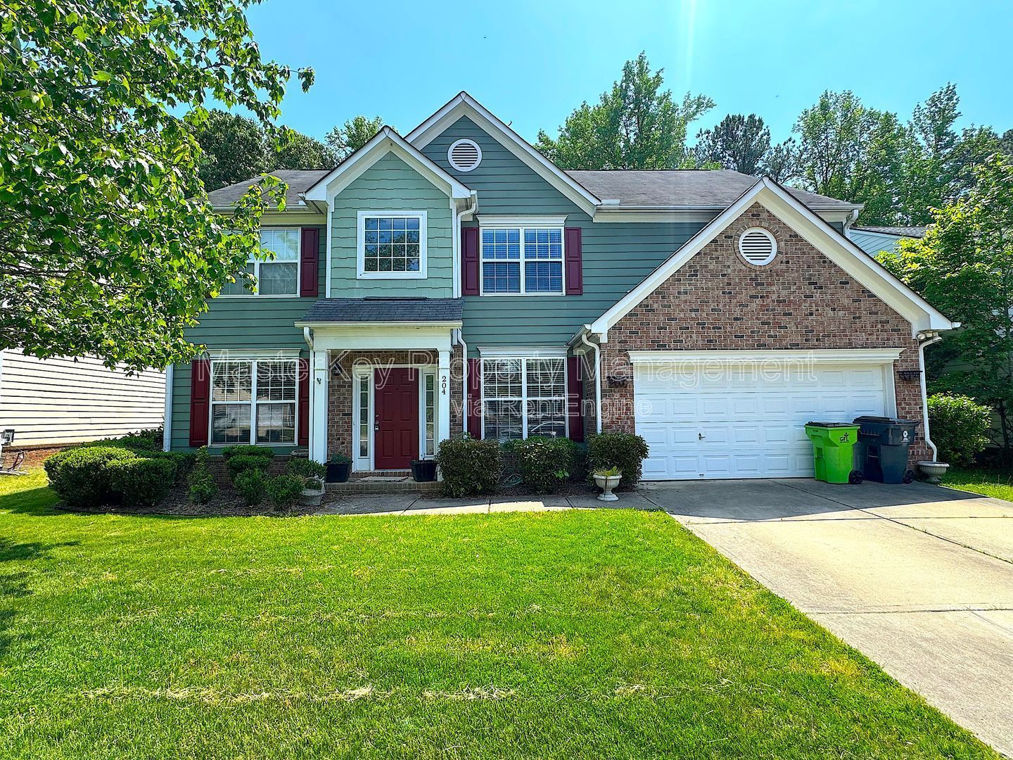Spacious 4-Bedroom, 2.5 Bathroom Single-Family in Apex, NC property image