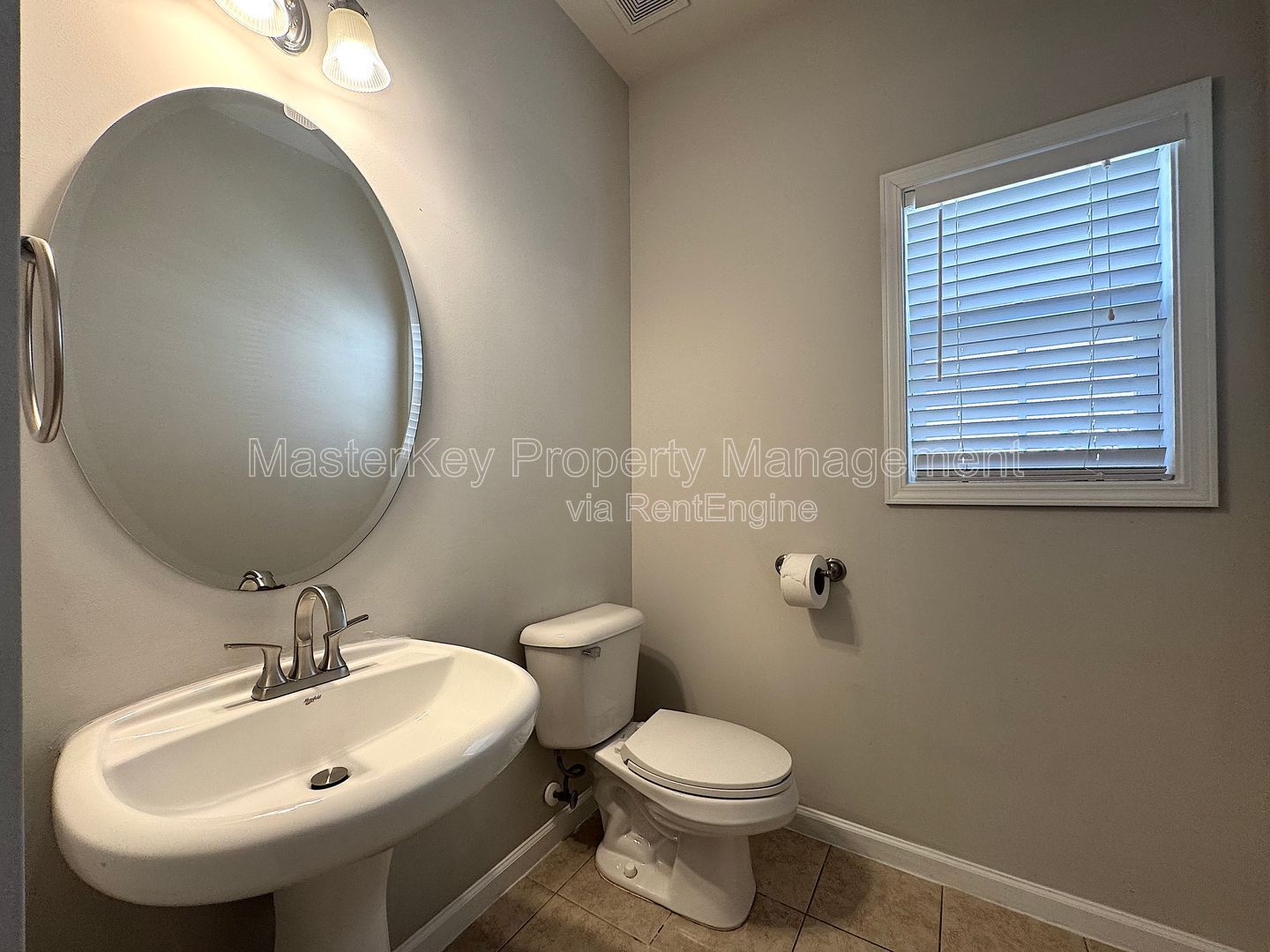 Spacious 4-Bedroom, 2.5 Bathroom Single-Family in Apex, NC property image