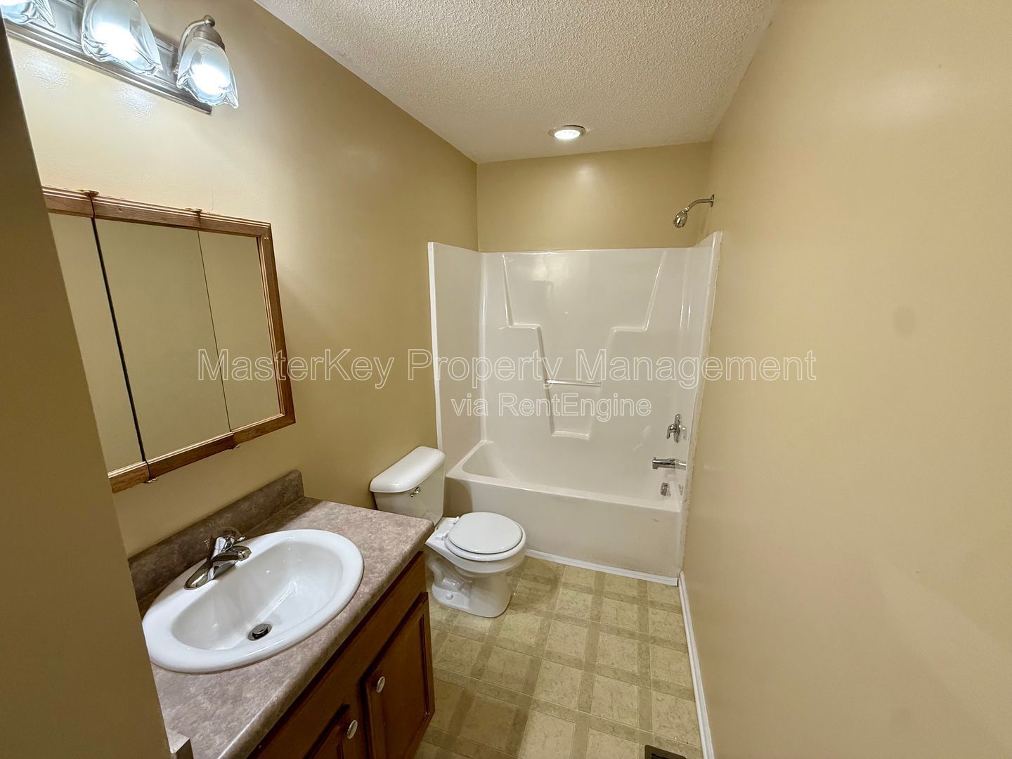 Charming 2-Bedroom, 2 Bathroom Single-Family in Zebulon, NC property image