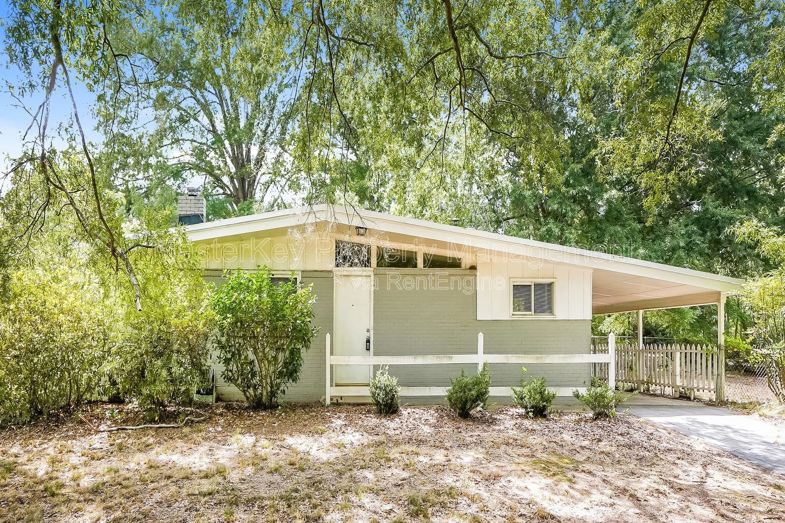 Inviting 3-Bedroom, 2 Bathroom Single-Family in Raleigh, NC property image