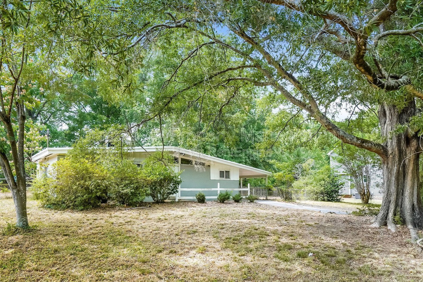 Inviting 3-Bedroom, 2 Bathroom Single-Family in Raleigh, NC property image