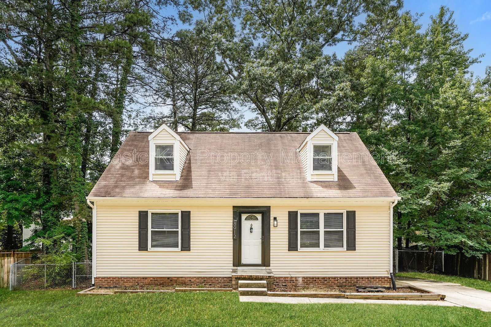 Charming 3-Bedroom, 2 Bathroom Single-Family in Raleigh, NC property image